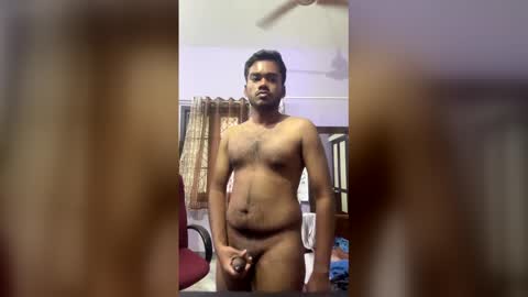 hottamilguy01 online show from March 10, 9:03 am