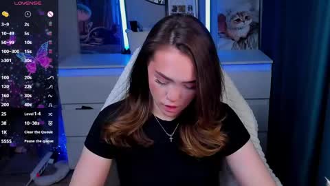 hello Im Eva online show from April 22, 5:21 am