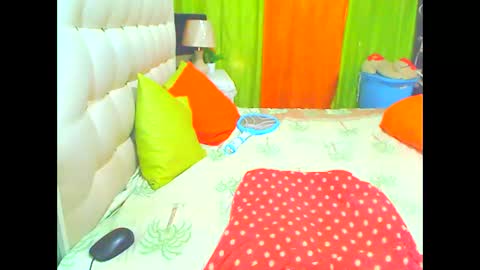 Snapshot of hottesa2019 chatting on February 26, 4:03 pm THEONE online show from February 26, 4:03 pm