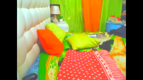Snapshot of hottesa2019 chatting on March 5, 7:17 pm THEONE online show from March 5, 7:17 pm