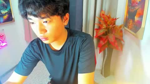 hottestloues online show from March 19, 1:42 am