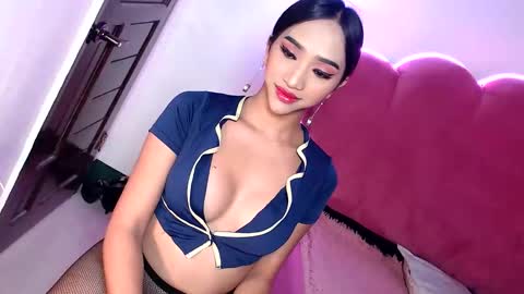 Snapshot of hottie_diary chatting on October 8, 4:59 pm kylie online show from October 8, 4:59 pm