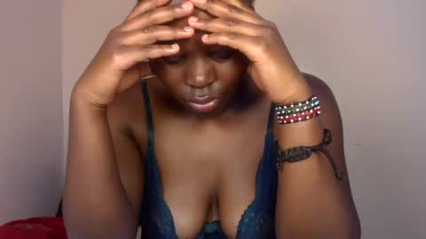 hottie_kittie online show from June 26, 12:31 pm