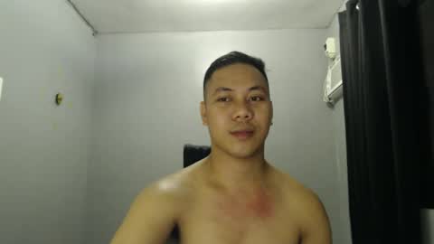 hottie_kyle69 online show from May 30, 7:22 pm