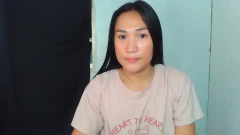 Snapshot of hottie_maxie chatting on June 7, 2:59 am Maxie online show from June 7, 2:59 am