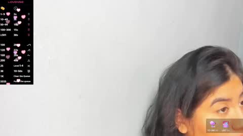 Snapshot of hottie_mine_ chatting on January 21, 8:43 pm 2pm - 9pm GMT-5 online show from January 21, 8:43 pm