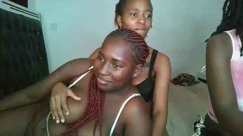 hottie_mistie online show from April 18, 10:32 pm