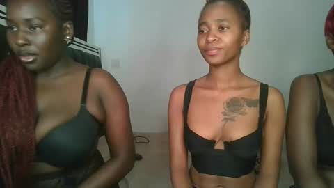 hottie_mistie online show from April 27, 8:34 am