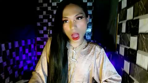 Snapshot of hottie_petite69 chatting on June 11, 4:54 am Scarlette online show from June 11, 4:54 am