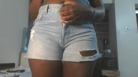 Snapshot of hottie_vera chatting on October 24, 8:38 pm vera online show from October 24, 8:38 pm