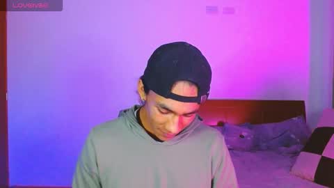 stiven online show from November 11, 2:33 am