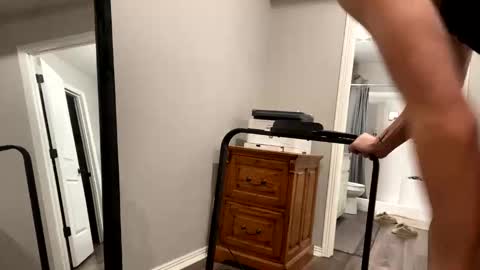 hottiewithabody101 online show from December 20, 2:02 pm