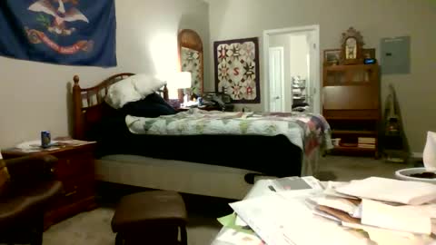 Hottop 1981 online show from October 23, 2:33 am