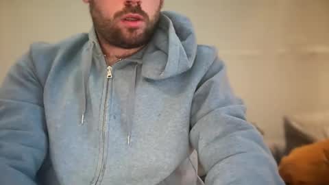 hottt12345698074 online show from November 15, 6:22 am