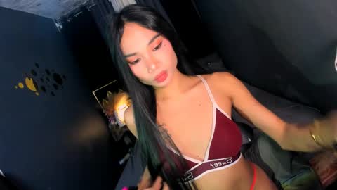 Snapshot of hotty_jane chatting on May 26, 7:10 pm Hi i am Jane half vietnamese and half pinay and would like to meet good person here XOXO online show from May 26, 7:10 pm