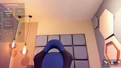  HOTTY online show from December 6, 5:44 pm