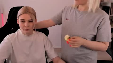 Nessie and Jessie online show from March 10, 10:15 am