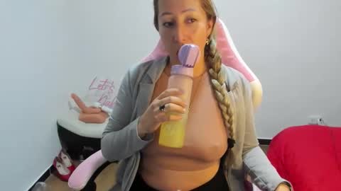 hottychrystal online show from November 29, 11:30 pm