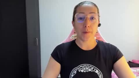 hottychrystal online show from February 17, 12:34 pm