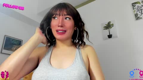 crishinahotty online show from January 9, 7:31 am