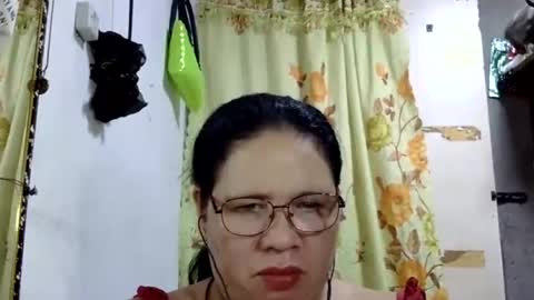 Snapshot of hottycrissy4u chatting on June 22, 1:19 pm hottycrissy4u online show from June 22, 1:19 pm