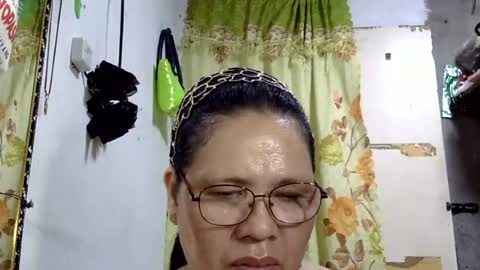 Snapshot of hottycrissy4u chatting on June 29, 5:35 am hottycrissy4u online show from June 29, 5:35 am