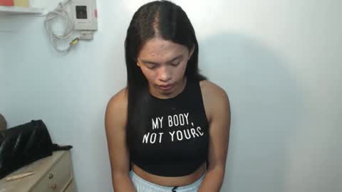Snapshot of hotvalentina_ chatting on May 8, 2:50 am Valentina3 online show from May 8, 2:50 am