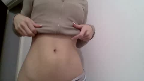 Hotwixx online show from December 20, 8:01 pm