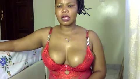 Snapshot of hotysquiter433224 chatting on November 23, 5:29 am hotysquiter433224 online show from November 23, 5:29 am