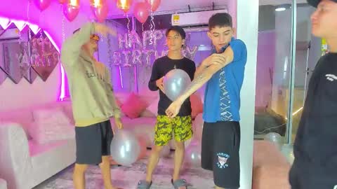 Snapshot of houseofwarrios chatting on November 7, 5:29 am we are Harry Jersi pablo and our mod talco online show from November 7, 5:29 am