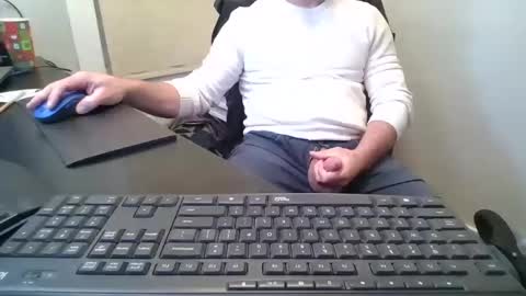 hoverday online show from December 19, 9:22 pm