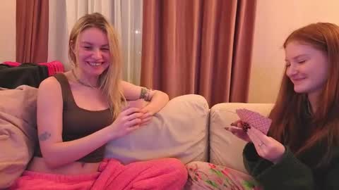 Snapshot of howimeturmum chatting on February 10, 6:45 pm ash. see u on sunday online show from February 10, 6:45 pm