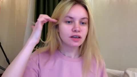 Snapshot of howimeturmum chatting on March 2, 6:48 pm ash. see u on sunday online show from March 2, 6:48 pm