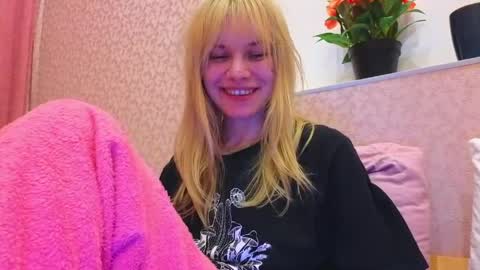 ash. see u on sunday online show from April 7, 7:58 pm