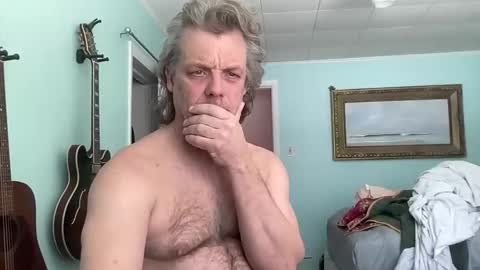 howlingatnothing online show from February 17, 5:08 pm