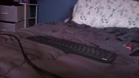 Snapshot of hpluvscash chatting on February 18, 2:02 pm Pilgrim online show from February 18, 2:02 pm