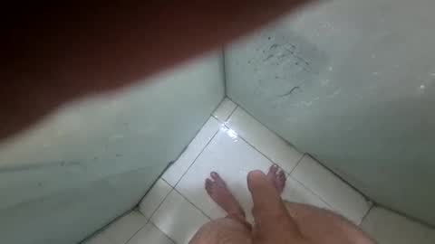 Snapshot of hricieri chatting on December 18, 12:27 am Henrique online show from December 18, 12:27 am