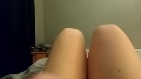 hrnybbwgurrll1993 online show from December 4, 7:17 am