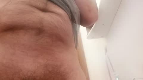 Snapshot of hrubesch2019 chatting on July 8, 6:29 am hrubesch2019 online show from July 8, 6:29 am