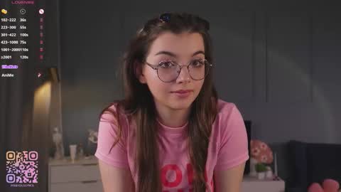 Snapshot of huba_booba chatting on November 17, 7:30 pm Diane online show from November 17, 7:30 pm