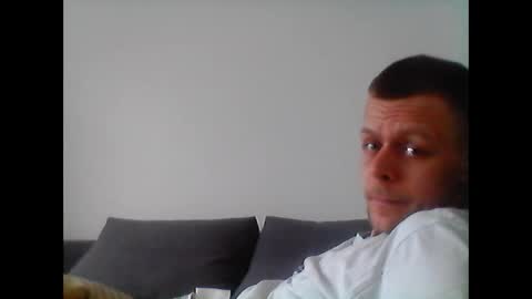 Snapshot of hubikush22 chatting on February 25, 7:07 am hubikush22 online show from February 25, 7:07 am