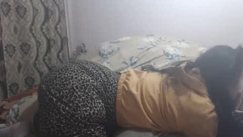 hugeassdevil online show from November 11, 8:36 am