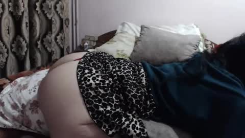 Snapshot of hugeassdevil chatting on February 17, 4:24 pm hugeassdevil online show from February 17, 4:24 pm