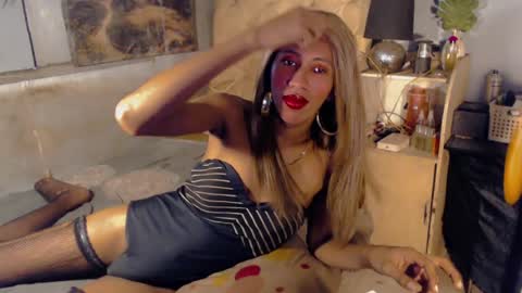 hugecock_caramel online show from July 11, 4:48 am