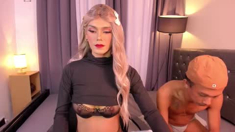 Snapshot of hugecock_pretty714250 chatting on November 7, 7:03 pm hugecock_pretty714250 online show from November 7, 7:03 pm