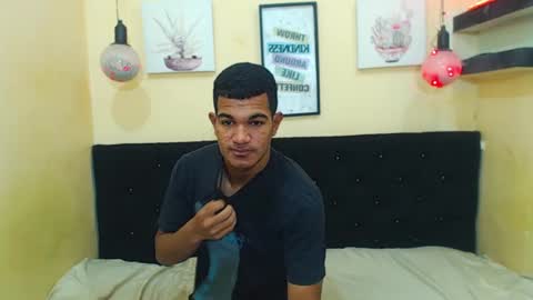 pablo  ubeer bigcock sexy twinks hot online show from October 5, 3:49 am