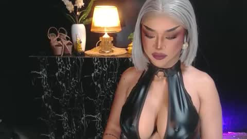 Christine online show from May 30, 6:05 pm