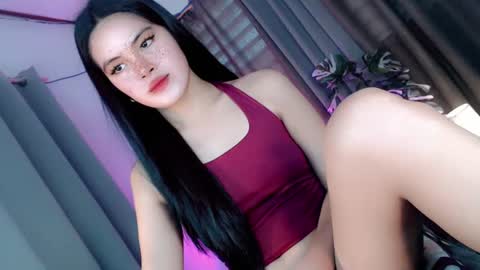 Snapshot of hugecockyanny chatting on June 14, 1:36 am Yhanie online show from June 14, 1:36 am