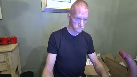 Snapshot of hugentuscaloosa chatting on February 14, 1:02 am CAROLINA TIM online show from February 14, 1:02 am