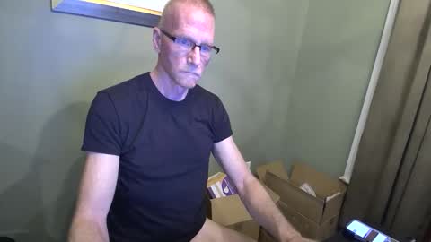 Snapshot of hugentuscaloosa chatting on February 21, 1:06 am CAROLINA TIM online show from February 21, 1:06 am